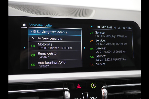 BMW 3 Serie Touring 320e Shadow Line | Trekhaak | Adaptive Cruise | Memory | Stoelverwarming | PDC | Dodehoek | Carplay