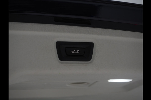 BMW 3 Serie Touring 320e Shadow Line | Trekhaak | Adaptive Cruise | Memory | Stoelverwarming | PDC | Dodehoek | Carplay