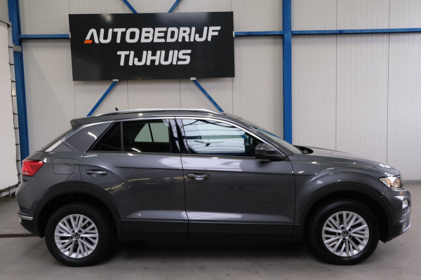 Volkswagen T-Roc 1.5 TSI Style Business Automaat - N.A.P. Airco, Crusie, Navi, PDC, Carplay.