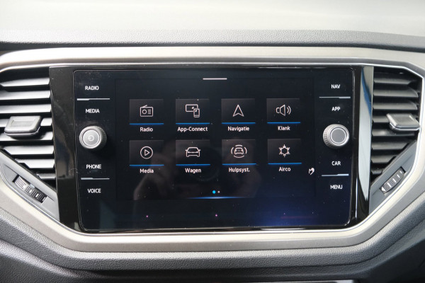 Volkswagen T-Roc 1.5 TSI Style Business Automaat - N.A.P. Airco, Crusie, Navi, PDC, Carplay.