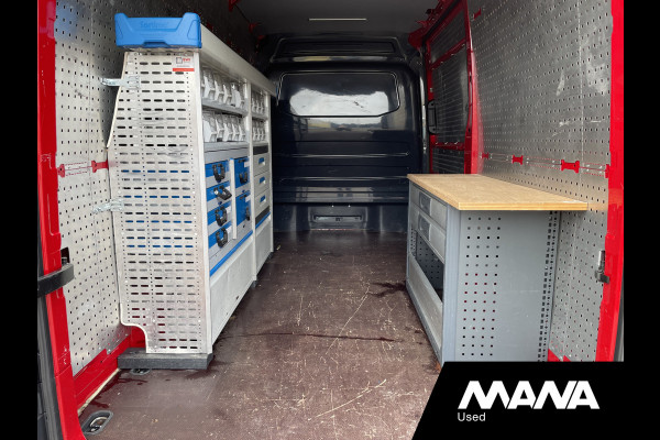 Volkswagen Crafter 35 2.0TDI 177PK L3H3 Highline Automaat Trekhaak Carplay Camera Vooruitverwarming