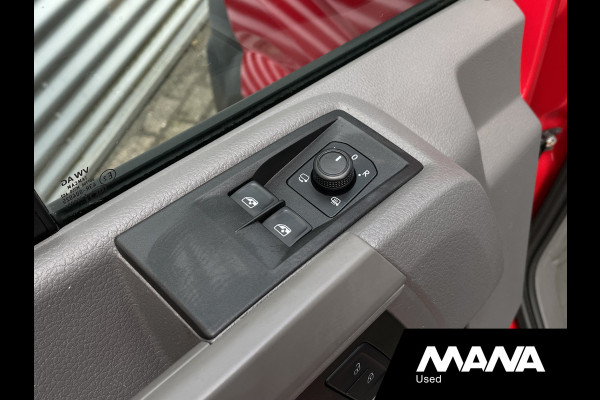 Volkswagen Crafter 35 2.0TDI 177PK L3H3 Highline Automaat Trekhaak Carplay Camera Vooruitverwarming