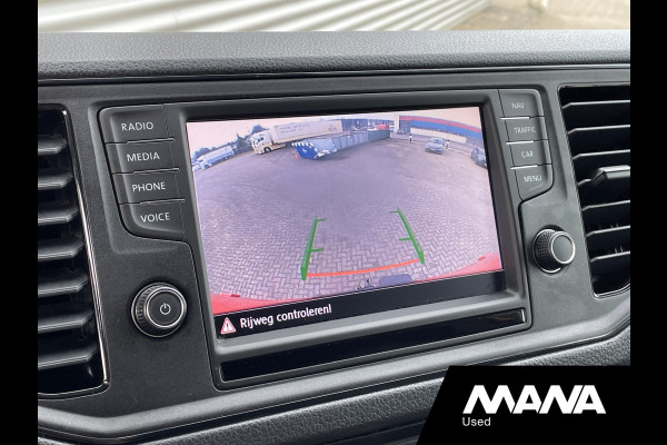 Volkswagen Crafter 35 2.0TDI 177PK L3H3 Highline Automaat Trekhaak Carplay Camera Vooruitverwarming