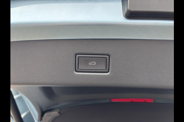 Ford Explorer Premium Extended Range AWD 79 kWh 340pk! | Vierwielaandrijving | Panoramadak | 360 graden camera | Head up Display