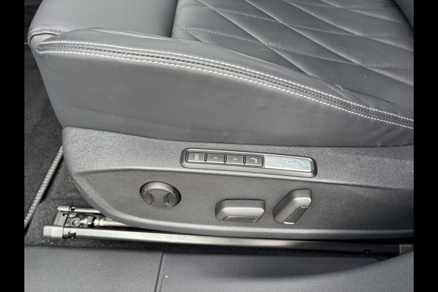 Ford Explorer Premium Extended Range AWD 79 kWh 340pk! | Vierwielaandrijving | Panoramadak | 360 graden camera | Head up Display