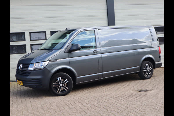 Volkswagen Transporter 2.0 TDI 111pk Euro 6 - Lang L2 - Trekhaak - Cruise - 3 Zits