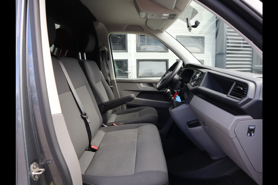 Volkswagen Transporter 2.0 TDI 111pk Euro 6 - Lang L2 - Trekhaak - Cruise - 3 Zits