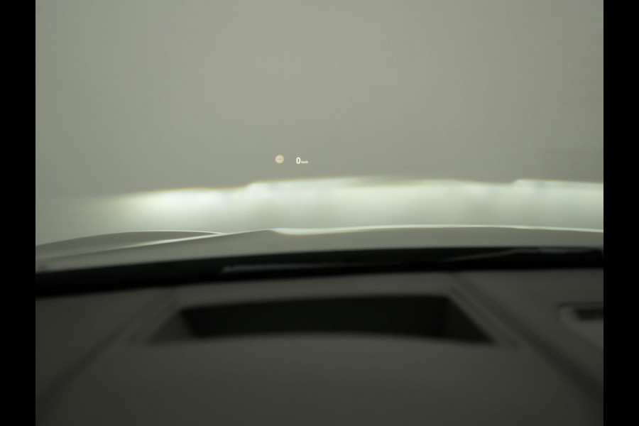 BMW X1 xDrive25e M Sport PHEV 221pk Dealer O.H. | Trekhaak Af Fabriek | Panodak | Adaptive Cruise | Head Up | Camera | Lederen Sportstoelen Memory & Verwarmd | Harman / Kardon | Keyless | Sfeerverlichting | Navigatie | DAB | Plug In Hybrid