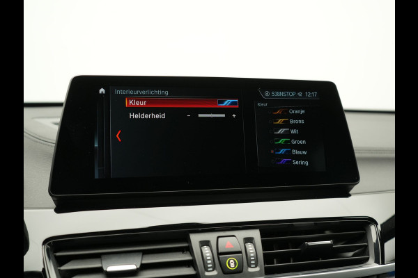 BMW X1 xDrive25e M Sport PHEV 221pk Dealer O.H. | Trekhaak Af Fabriek | Panodak | Adaptive Cruise | Head Up | Camera | Lederen Sportstoelen Memory & Verwarmd | Harman / Kardon | Keyless | Sfeerverlichting | Navigatie | DAB | Plug In Hybrid