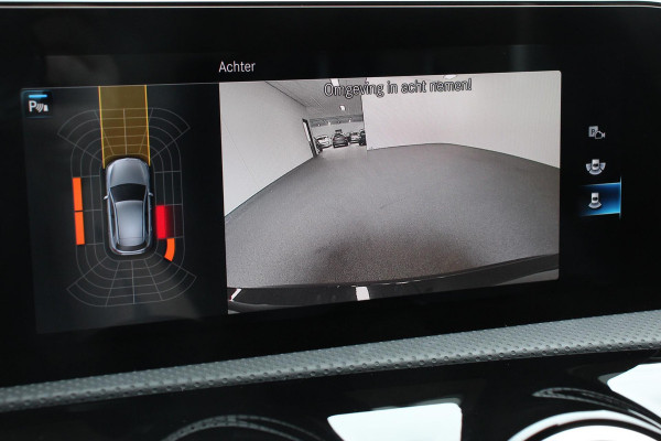 Mercedes-Benz A-Klasse 180 136pk Automaat Progressive Navigatie Parkeersensoren Camera Cruise Control Stoelverwarming Ledverlichting Climate Control