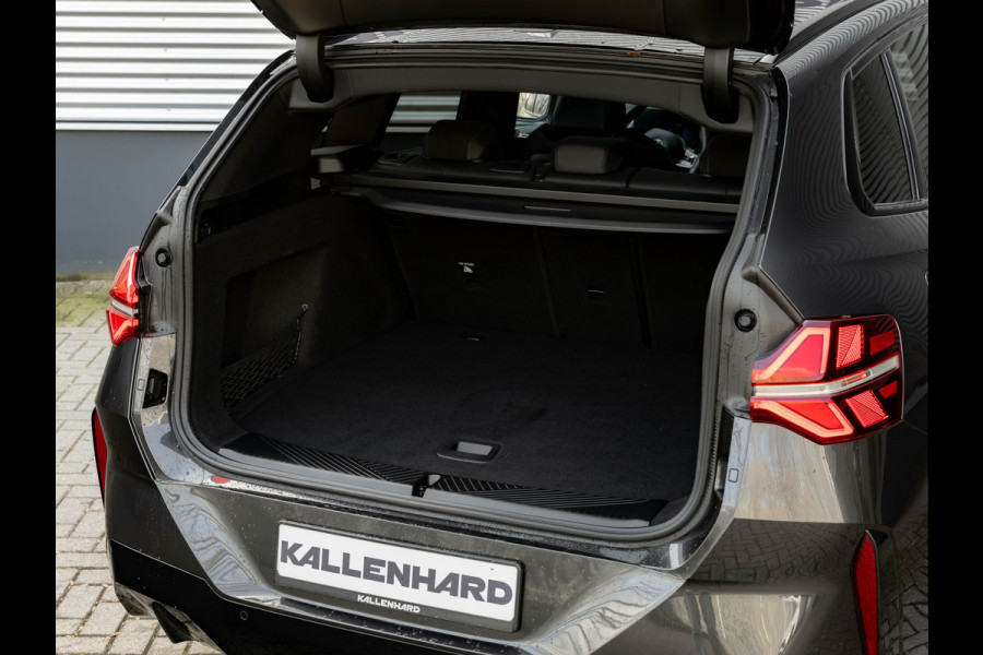 BMW X3 30e xDrive M-Sport - Pano - Trekhaak - ACC - Memoryzetel