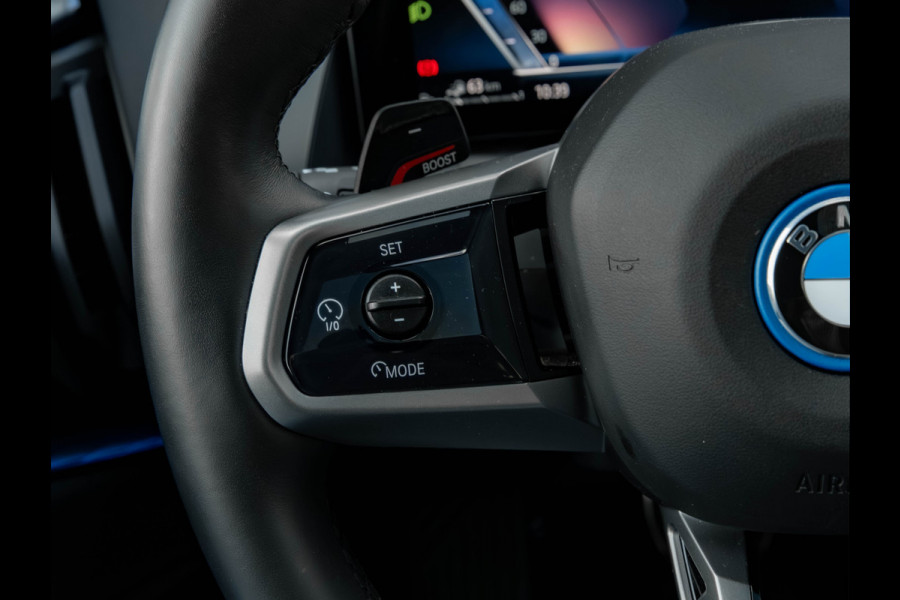 BMW X3 30e xDrive M-Sport - Pano - Trekhaak - ACC - Memoryzetel