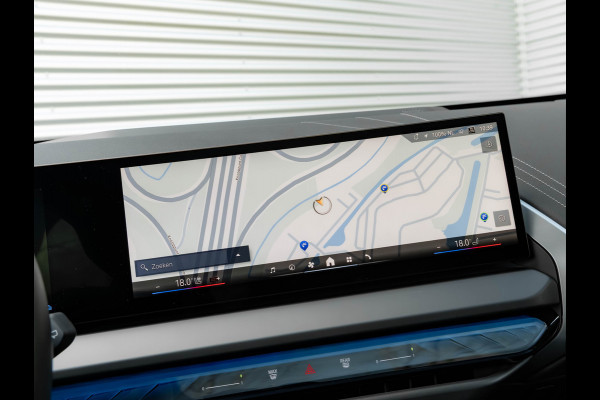 BMW X3 30e xDrive M-Sport - Pano - Trekhaak - ACC - Memoryzetel