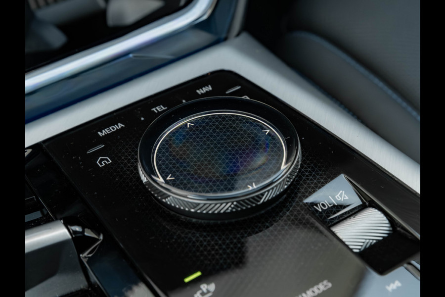 BMW X3 30e xDrive M-Sport - Pano - Trekhaak - ACC - Memoryzetel