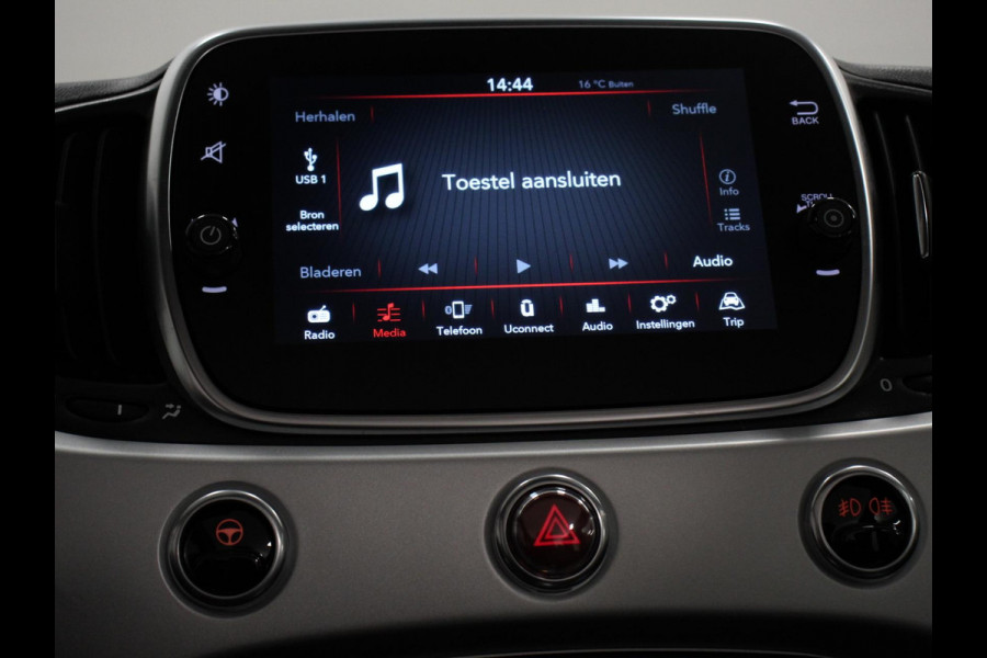 Fiat 500C 1.0 Hybrid Star Airco Cruise control Navigatie Parkeersensor achter Radio Apple Carplay/ Android Auto