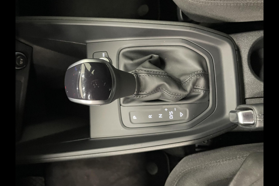 Audi A1 Sportback 30 TFSI 110pk S-Tronic Advanced edition Navigatie Apple Carplay / Android Auto Climate Control Camera Parkeer sensoren Dab