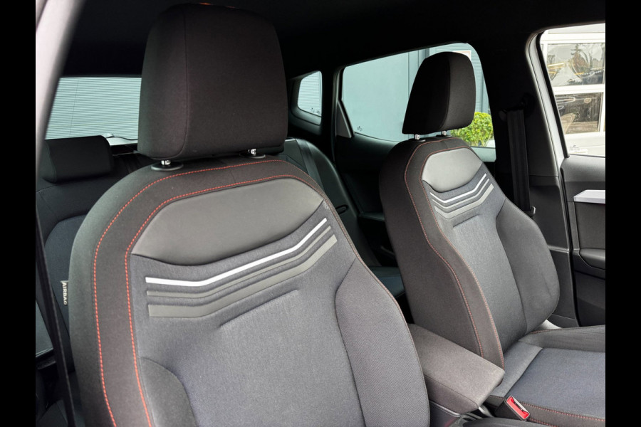 Seat Arona 1.0 EcoTSI FR Anniversary Automaat | Camera | Stoelverwarming | Adaptive Cruise | 4s banden |