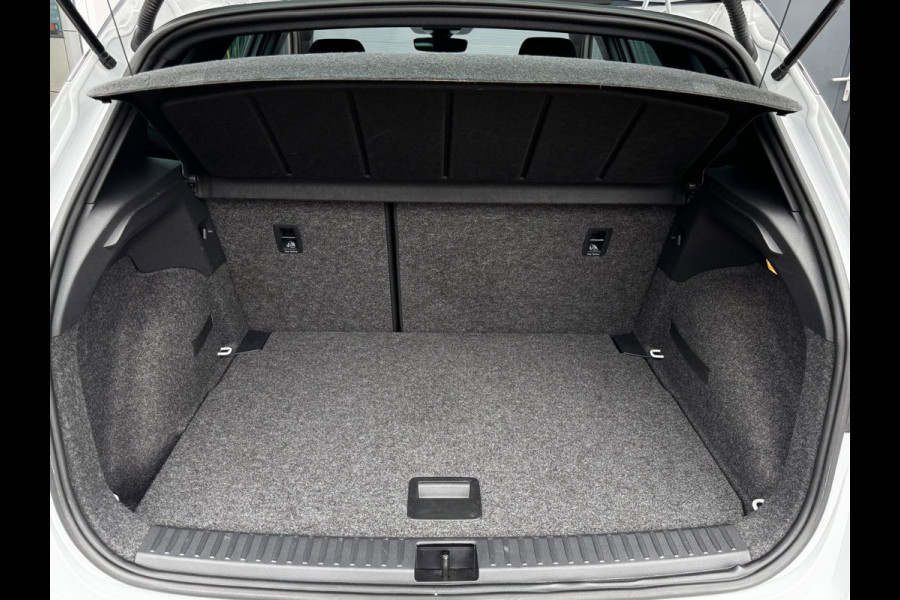 Seat Arona 1.0 EcoTSI FR Anniversary Automaat | Camera | Stoelverwarming | Adaptive Cruise | 4s banden |