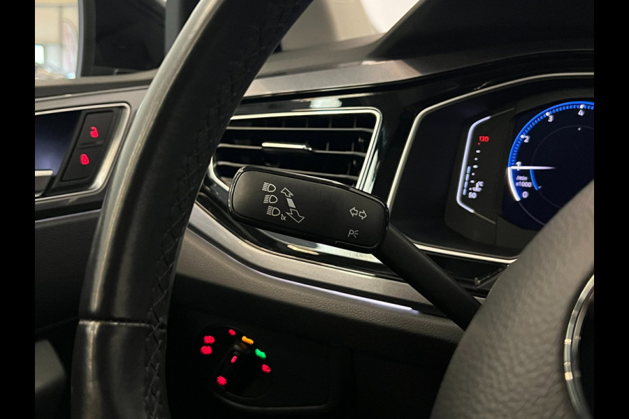 Volkswagen Polo 1.0 TSI / CarPlay / Virtual / Stoelverwarming
