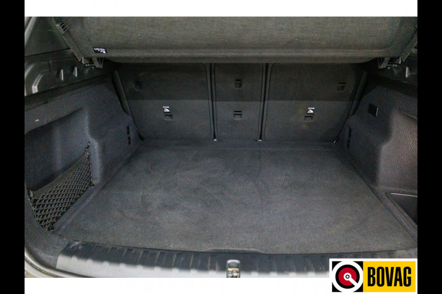 BMW X1 xDrive25e M-sport 245 PK automaat | Stoelverwarming + massage | Stuurverwarming | Navigatie Keyless, Elektrische achterklep, Privacy glas, App-connect, Cruise, Led