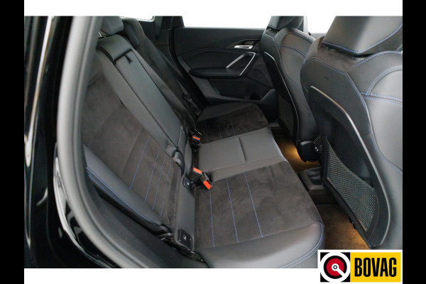 BMW X1 xDrive25e M-sport 245 PK automaat | Stoelverwarming + massage | Stuurverwarming | Navigatie Keyless, Elektrische achterklep, Privacy glas, App-connect, Cruise, Led