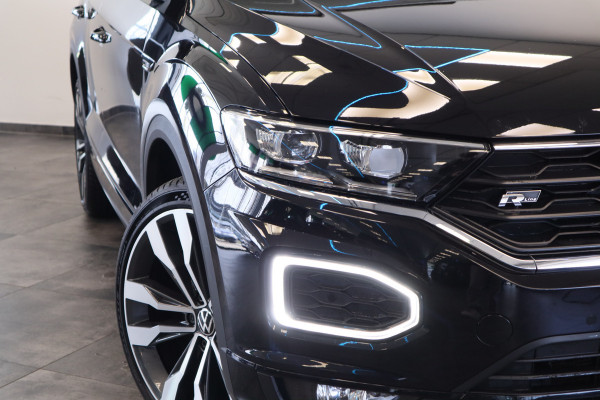 Volkswagen T-Roc 1.5 TSI Sport Panorama dak Stuurwielverwarming ! 2e Paasdag geopend van 12.00 tot 17:00u !