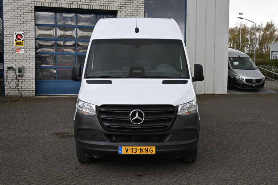 Mercedes-Benz Sprinter 317 CDI L3H2 Pro MBUX met parkeer pakket, 270 graden deuren, Etc.