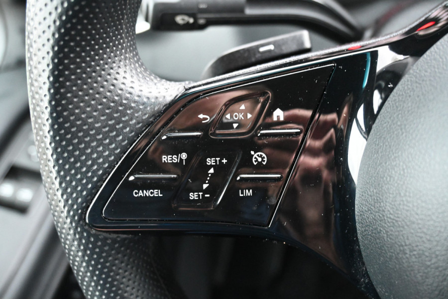 Mercedes-Benz Sprinter 317 CDI L3H2 Pro MBUX met parkeer pakket, 270 graden deuren, Etc.