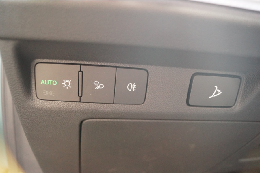 Škoda ENYAQ iV 80 204pk 77kWh -SOH89%-TREKHAAK-PANO-ECC-PDC-