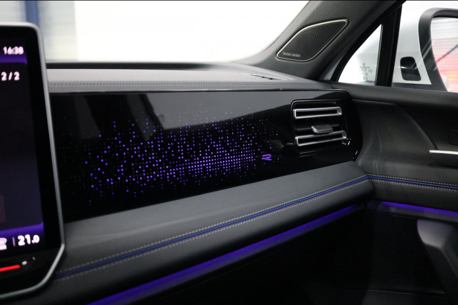 Volkswagen Tiguan 1.5 eTSI 3x R-Line IQ+LED/VIRTUAL/SFEER/PANO/ALCANTARA+S.VERWARMING/20" LMV/CAM/LINE/ACC/ECC/12 MDN GARANTIE!