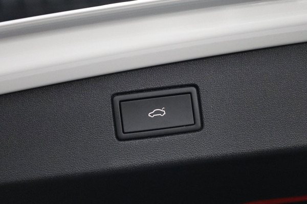 Volkswagen Tiguan 1.5 eTSI 3x R-Line IQ+LED/VIRTUAL/SFEER/PANO/ALCANTARA+S.VERWARMING/20" LMV/CAM/LINE/ACC/ECC/12 MDN GARANTIE!