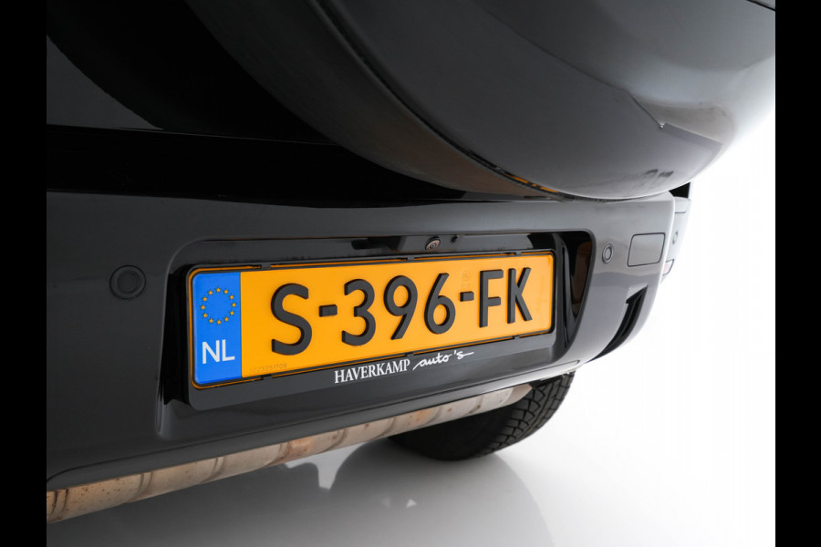 Land Rover Defender 110 2.0 P400e 110 XS Edition (Plug-in) (INCL-BTW) *PANO | LEATHER | FULL-LED | MERIDIAN-AUDIO | BLINDSPOT | TOPVIEW | AIRSUSPENSION | HEATED-COMFORTSEATS | KEYLESS | CARPLAY | LANE-ASIST | DAB+ | PRIVACYGLASS | 20''ALU*