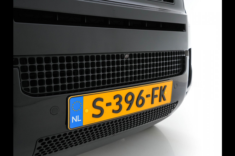 Land Rover Defender 110 2.0 P400e 110 XS Edition (Plug-in) (INCL-BTW) *PANO | LEATHER | FULL-LED | MERIDIAN-AUDIO | BLINDSPOT | TOPVIEW | AIRSUSPENSION | HEATED-COMFORTSEATS | KEYLESS | CARPLAY | LANE-ASIST | DAB+ | PRIVACYGLASS | 20''ALU*