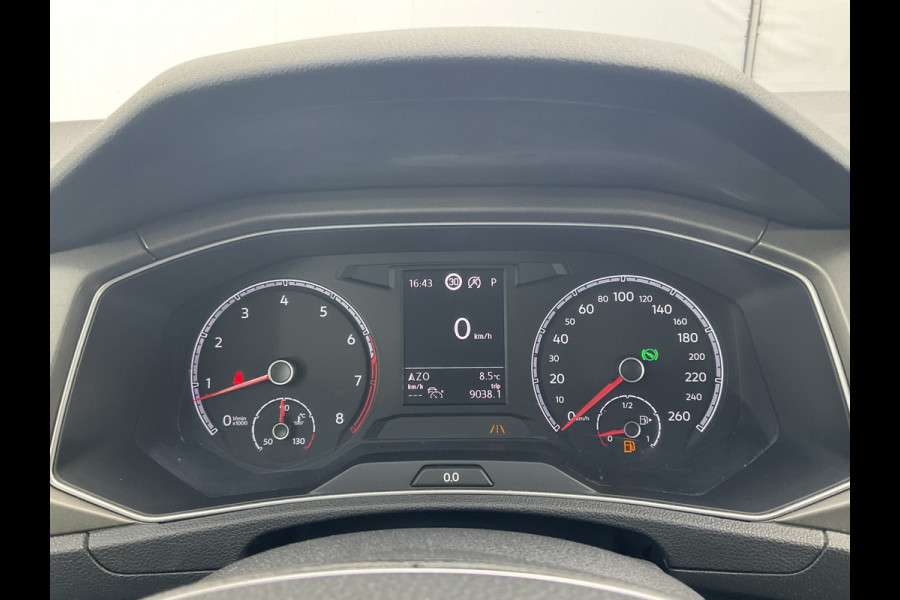 Volkswagen T-Roc 1.5 TSI 150pk Aut7 Style Camera Carplay IQ Drive Business