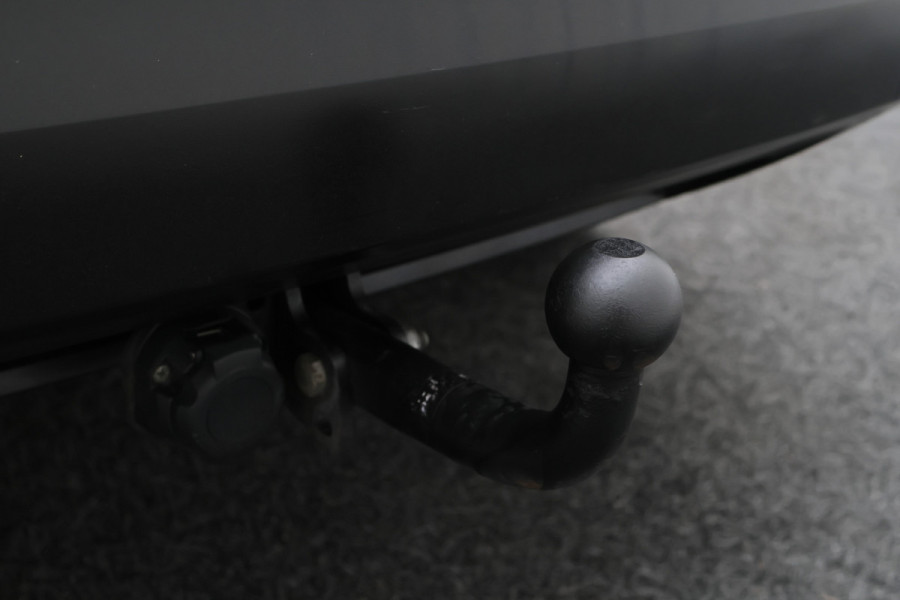 Škoda Karoq 1.5 TSI ACT Style Business Climate, Cruise, Verwarmde Voorruit, Apple Carplay, LED, Trekhaak, 18''