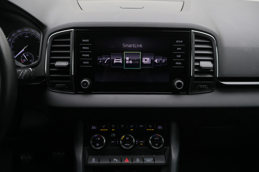 Škoda Karoq 1.5 TSI ACT Style Business Climate, Cruise, Verwarmde Voorruit, Apple Carplay, LED, Trekhaak, 18''