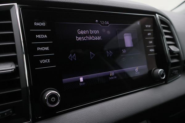 Škoda Karoq 1.5 TSI ACT Style Business Climate, Cruise, Verwarmde Voorruit, Apple Carplay, LED, Trekhaak, 18''