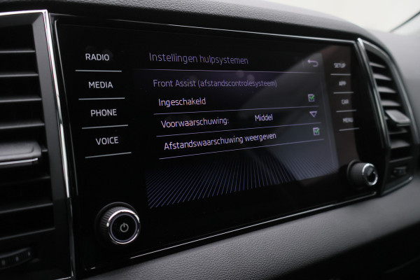 Škoda Karoq 1.5 TSI ACT Style Business Climate, Cruise, Verwarmde Voorruit, Apple Carplay, LED, Trekhaak, 18''