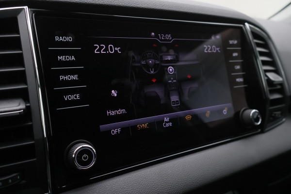 Škoda Karoq 1.5 TSI ACT Style Business Climate, Cruise, Verwarmde Voorruit, Apple Carplay, LED, Trekhaak, 18''