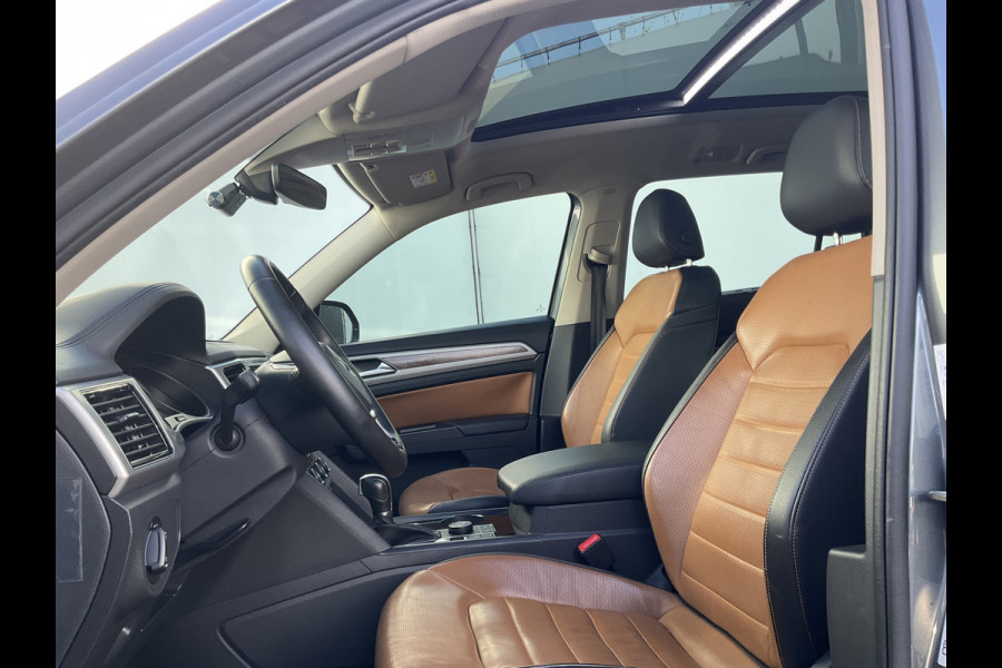 Volkswagen TERAMONT 3.6 VR6 277pk 7-Pers Pano Memory Stoelverw+Ventilatie 360° Leer BOMVOL!
