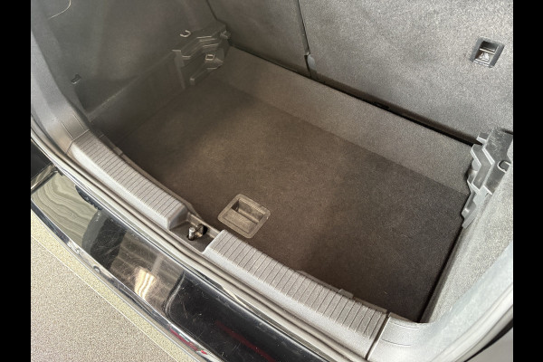 Volkswagen T-Cross 1.0 TSi Life CAMERA/CARPLAY/VIRTUAL/DODEHOEK/ADAPT.CRUISE