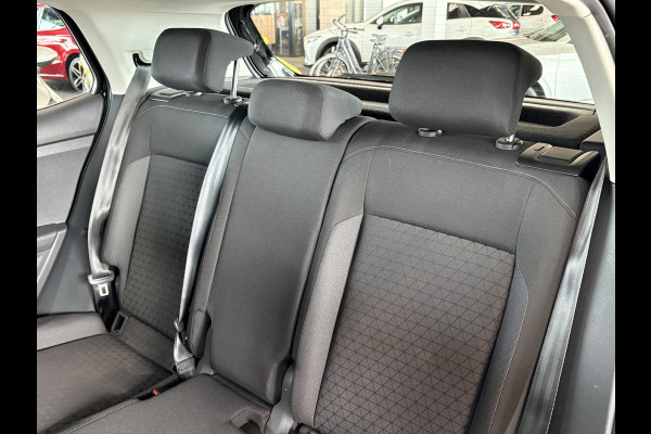 Volkswagen T-Cross 1.0 TSi Life CAMERA/CARPLAY/VIRTUAL/DODEHOEK/ADAPT.CRUISE