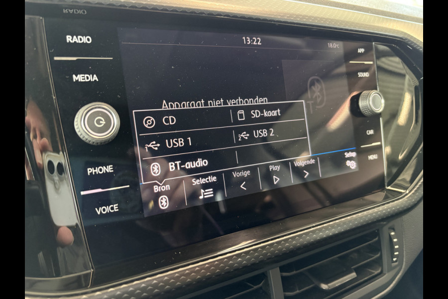 Volkswagen T-Cross 1.0 TSi Life CAMERA/CARPLAY/VIRTUAL/DODEHOEK/ADAPT.CRUISE