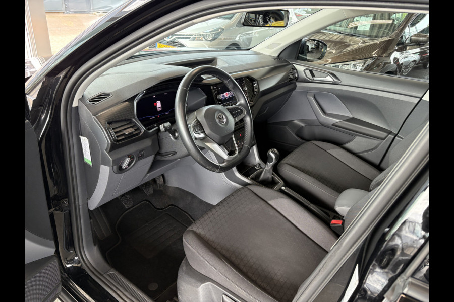 Volkswagen T-Cross 1.0 TSi Life CAMERA/CARPLAY/VIRTUAL/DODEHOEK/ADAPT.CRUISE