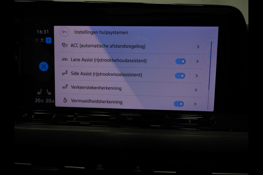 Volkswagen Golf Variant 1.5 TSI Style NAVI/SCHUIFDAK/WINTERPACK/TREKH./17"LMV!