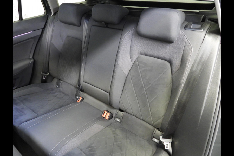 Volkswagen Golf Variant 1.5 TSI Style NAVI/SCHUIFDAK/WINTERPACK/TREKH./17"LMV!