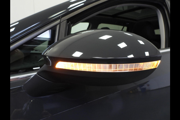 Volkswagen Golf Variant 1.5 TSI Style NAVI/SCHUIFDAK/WINTERPACK/TREKH./17"LMV!