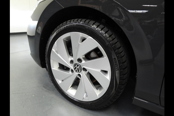 Volkswagen Golf Variant 1.5 TSI Style NAVI/SCHUIFDAK/WINTERPACK/TREKH./17"LMV!