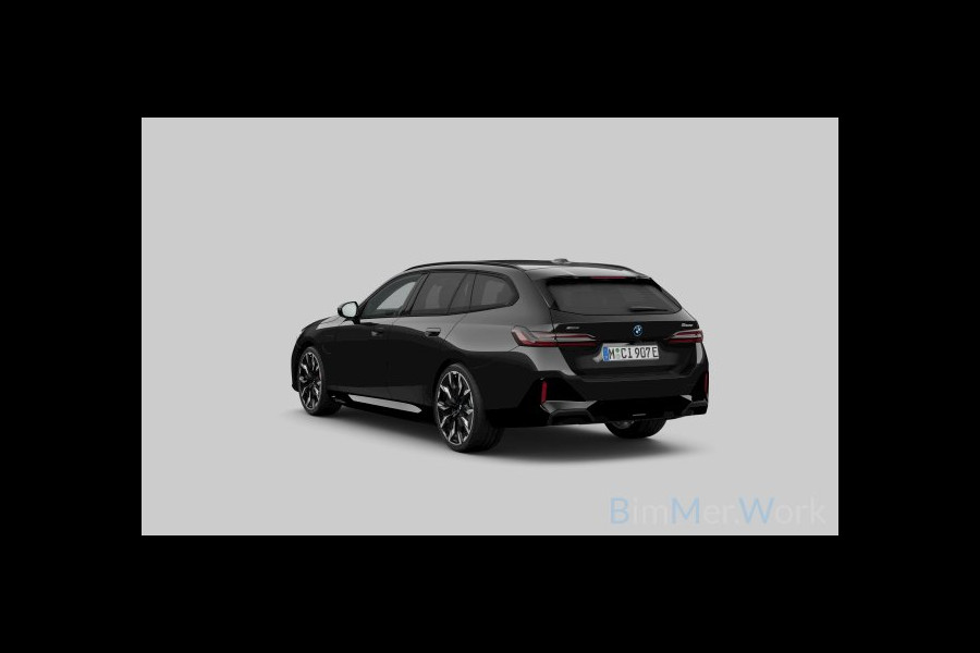 BMW 5 Serie Touring 550e xDrive M-Sport Pro Pano ACC B&W 360 HUD Stoelvent