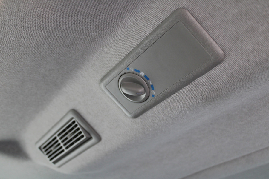 Renault Trafic Passenger 2.0 dCi 120 Grand Life 120pk 9 Zits - Prijs excl. BTW - Airco - Cruise - LED - Navi - Bluetooth - Rijklaar